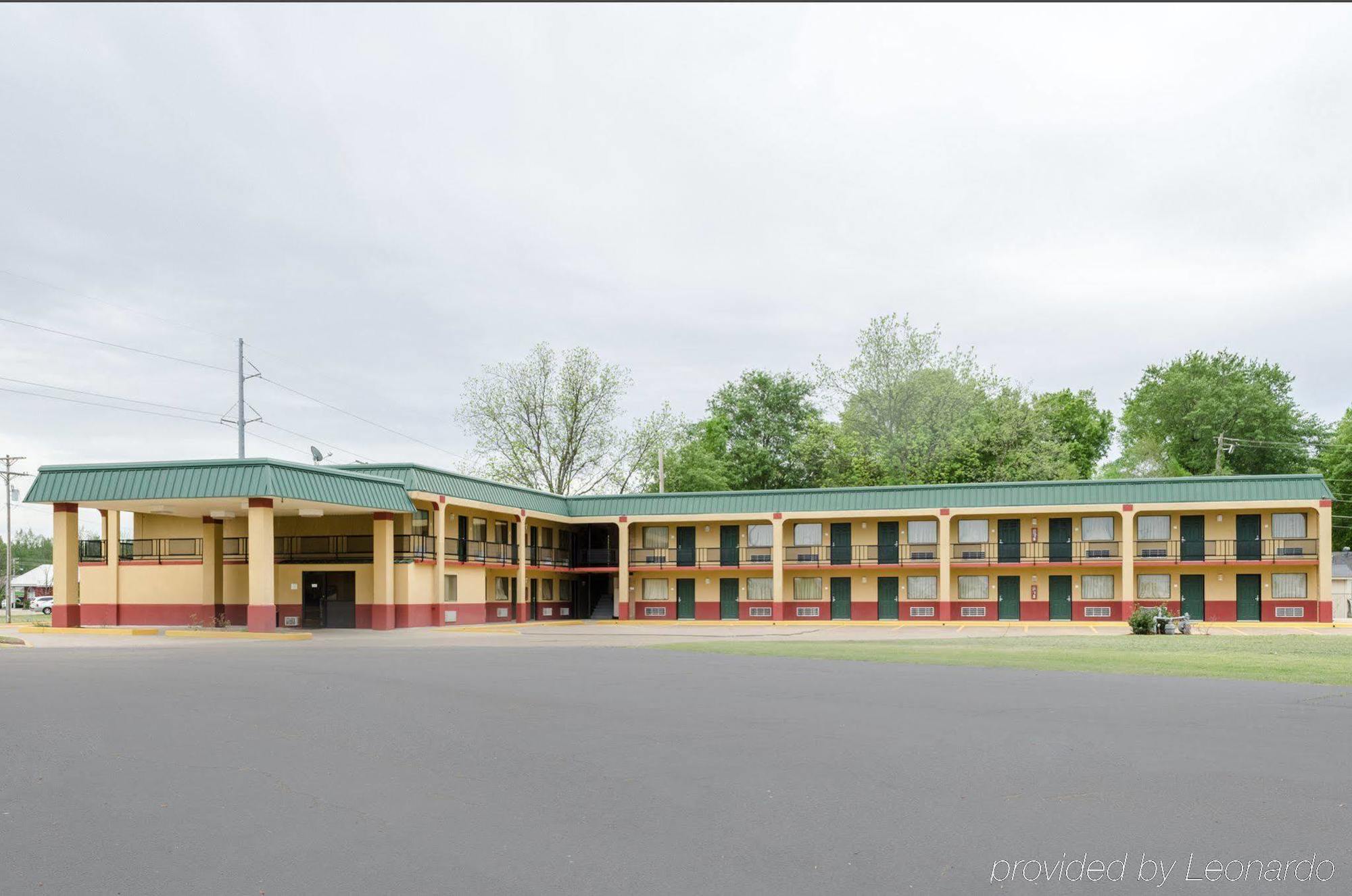 Rodeway Inn Indianola Exterior foto